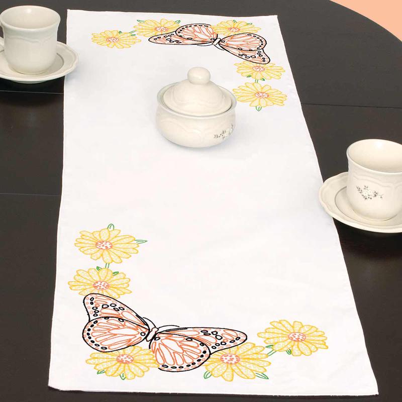 Butterflies Table Runner 560-696