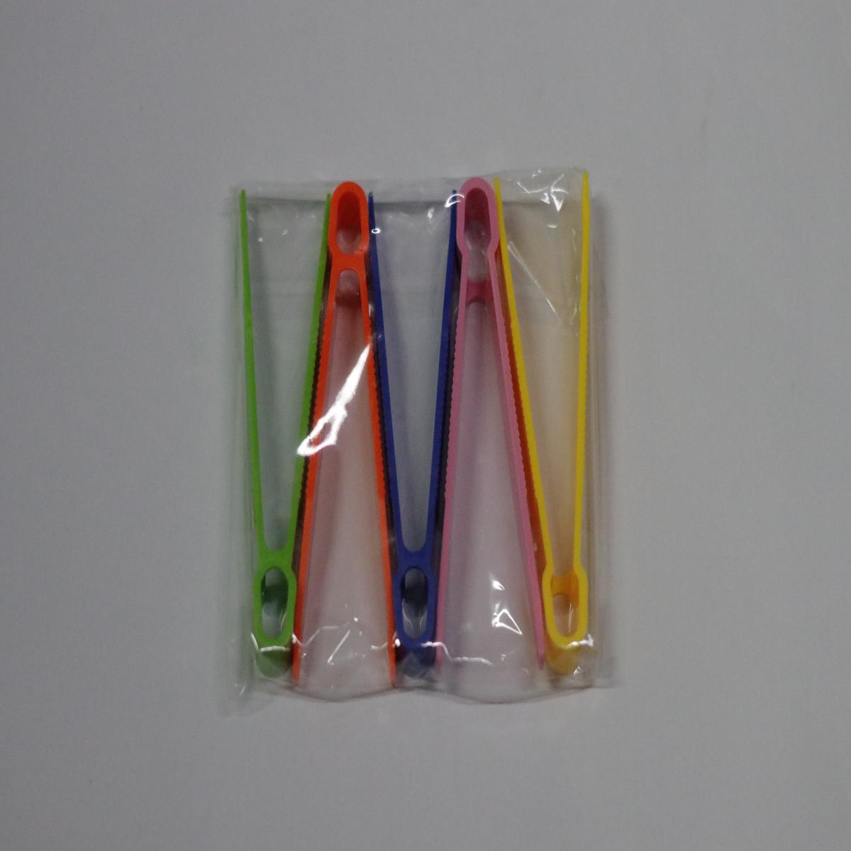 Small tweezer