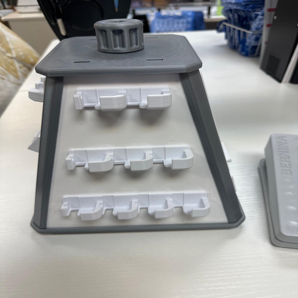 Large accessory spinner in grey OS