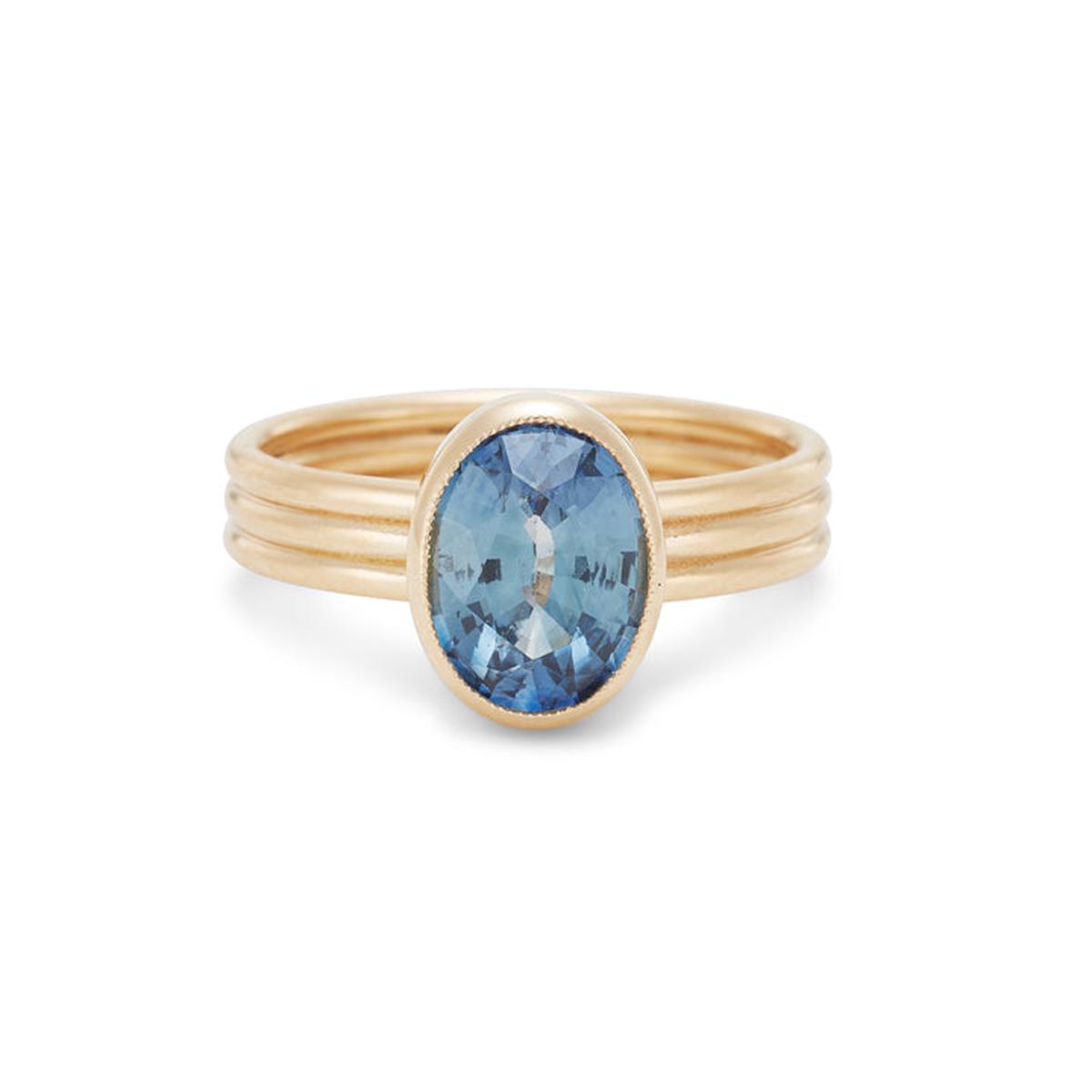 Zoe (Triple/Ridged Band)