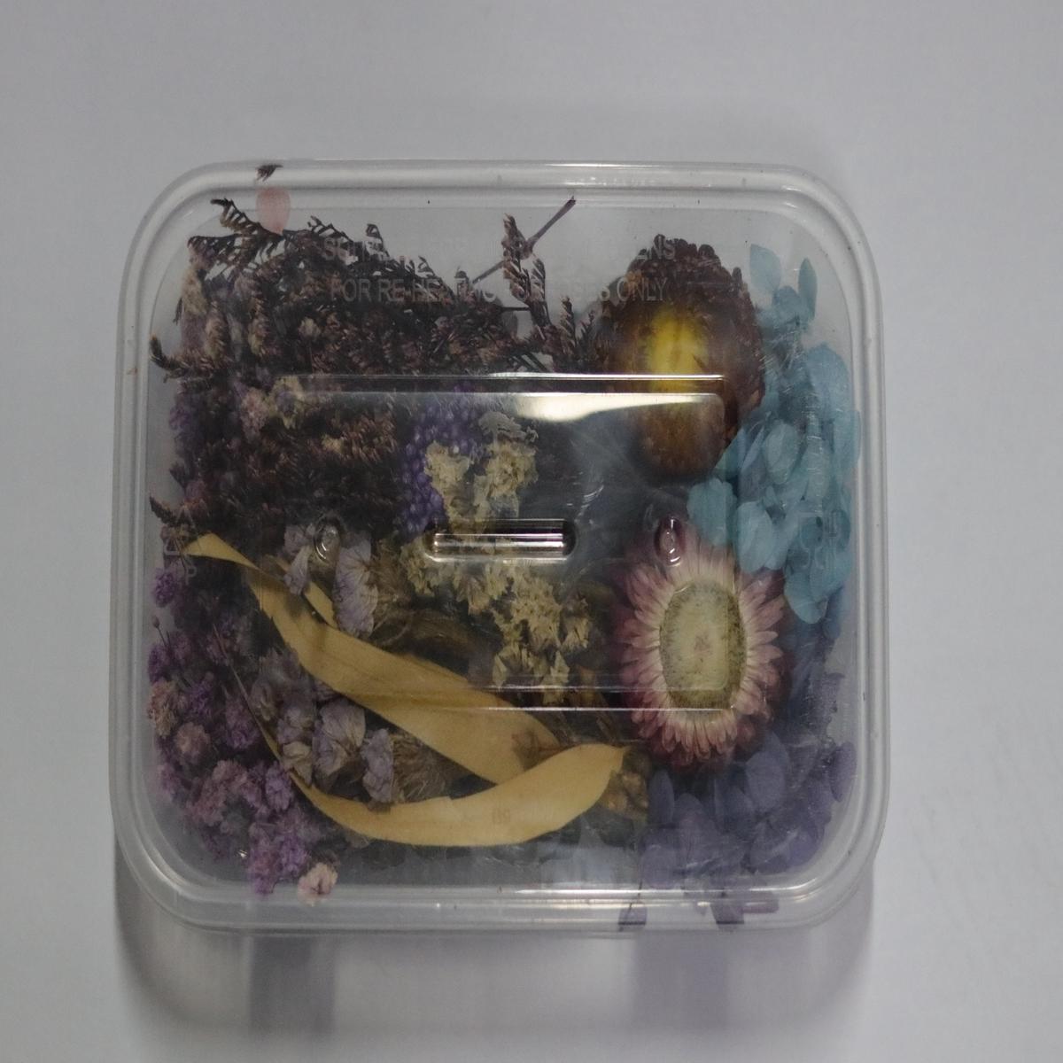Dried Flowers (per box)