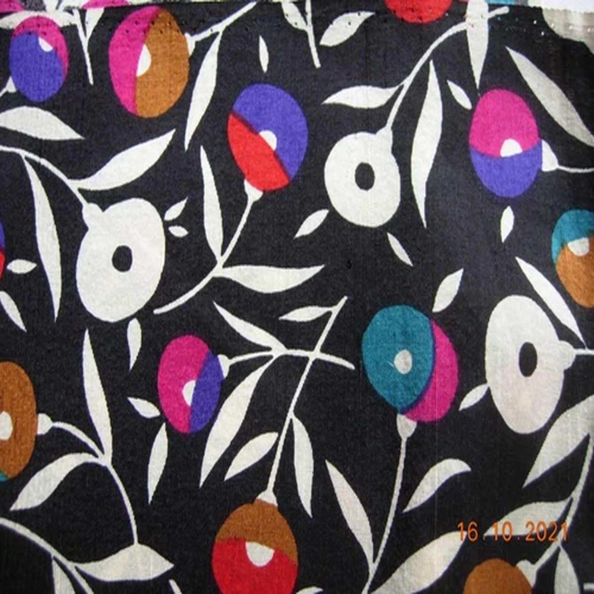 Chinese Silk fabric 36" x 120" Chinese floral