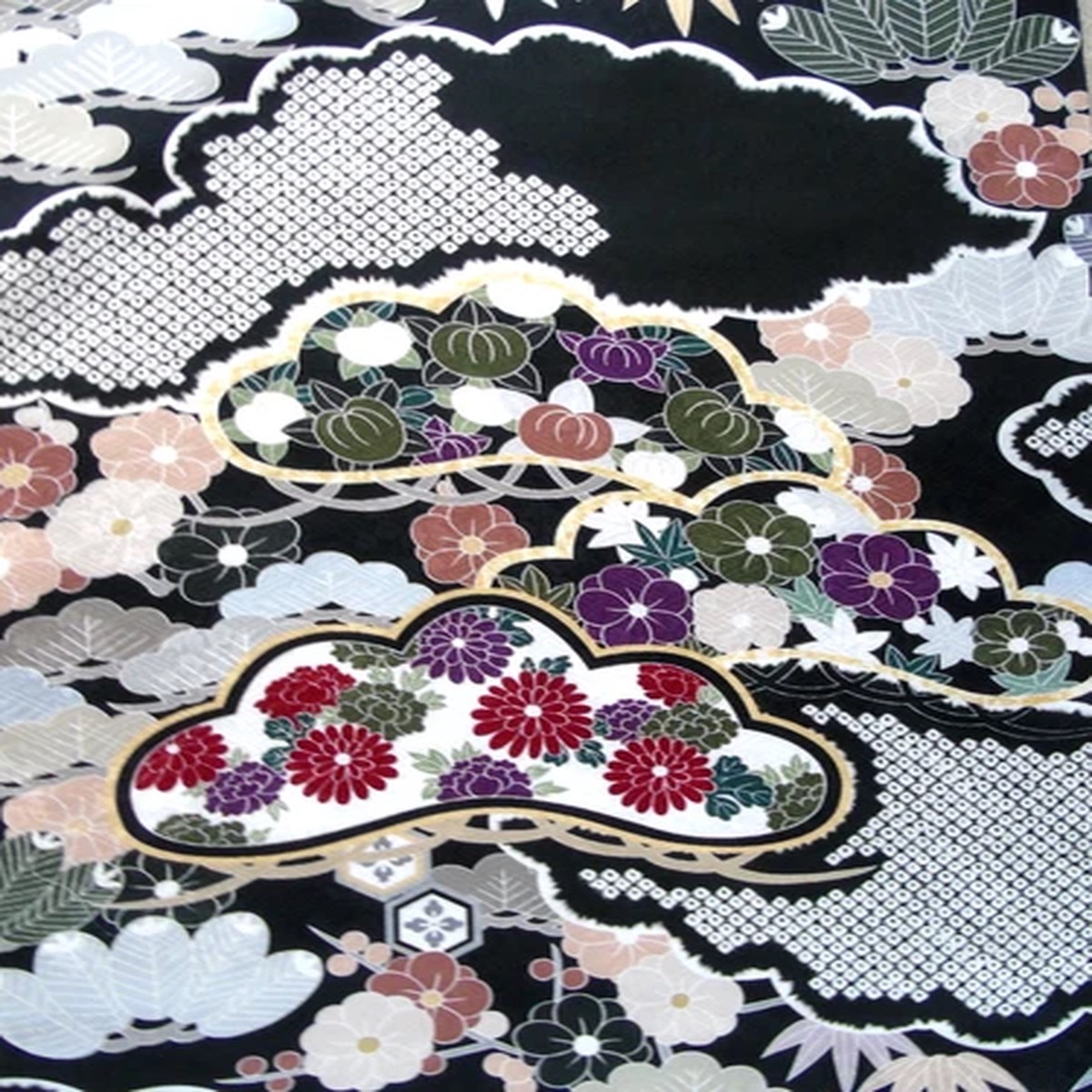 [AYANE] FLOWERS IN PINE BRANCHES (Sample) - Japanese Silk Fabric